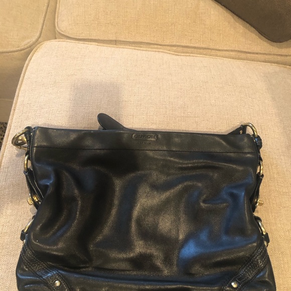 Vintage Coach Refurbished Leather Shoulder Bag - Picture 2 of 7